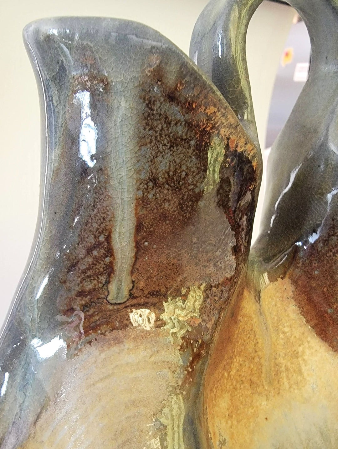 Concordia Wedding Vase Close Up View I